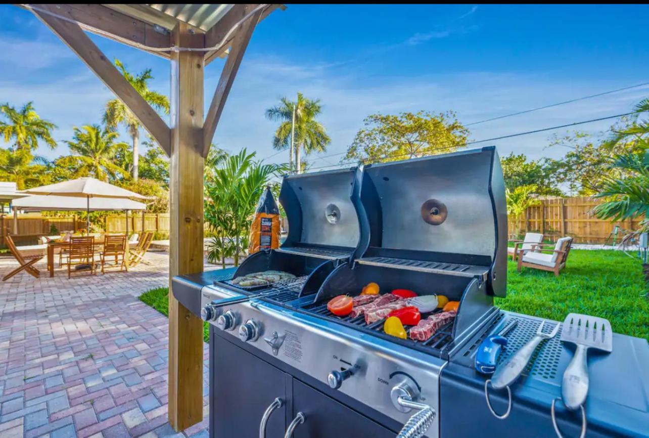 Coastal Paradise 7 Min To With Game Mini Golf And Heated Pool *