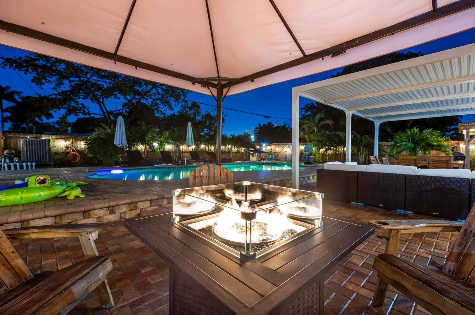 Coastal Paradise 7 Min To With Game Mini Golf And Heated Pool *
